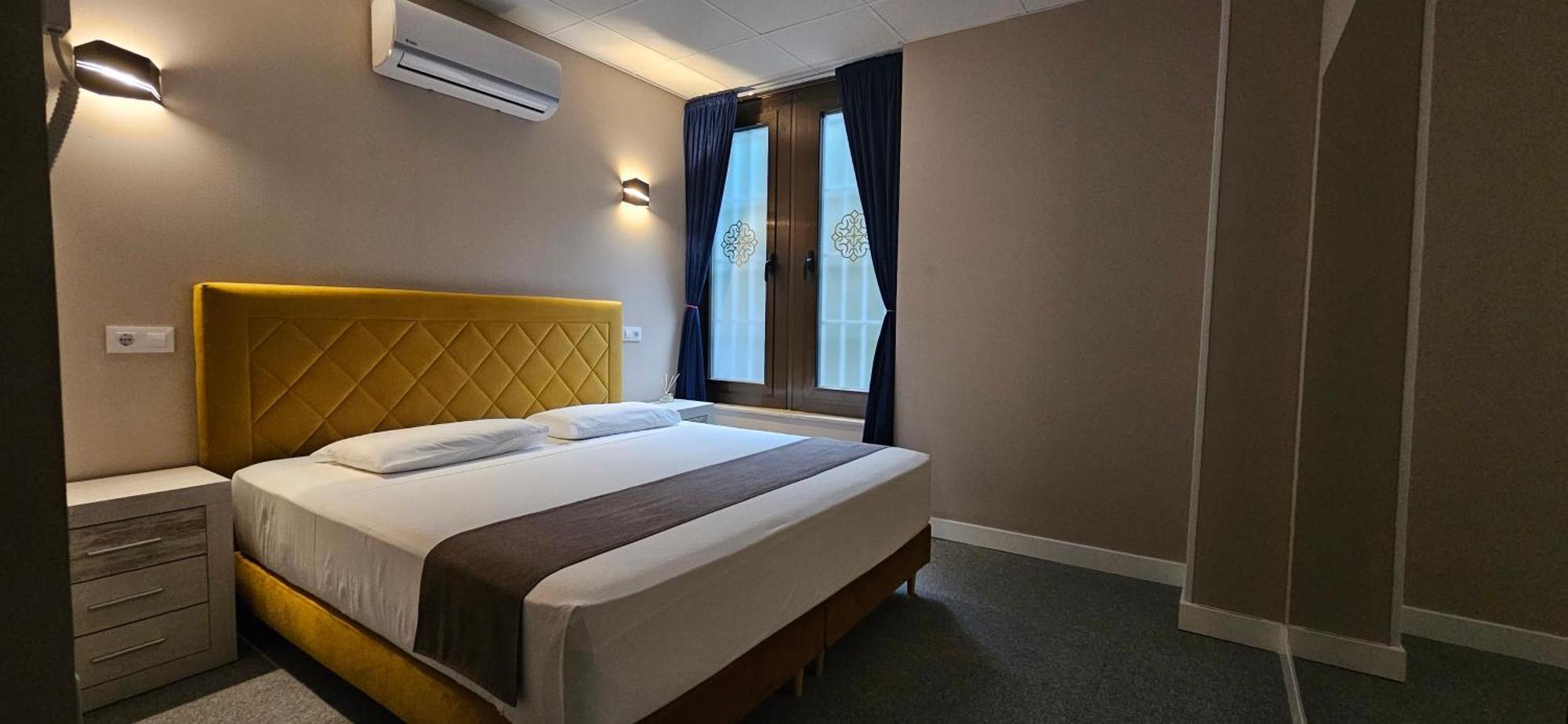 Rooms Luxury Madrid Exterior photo