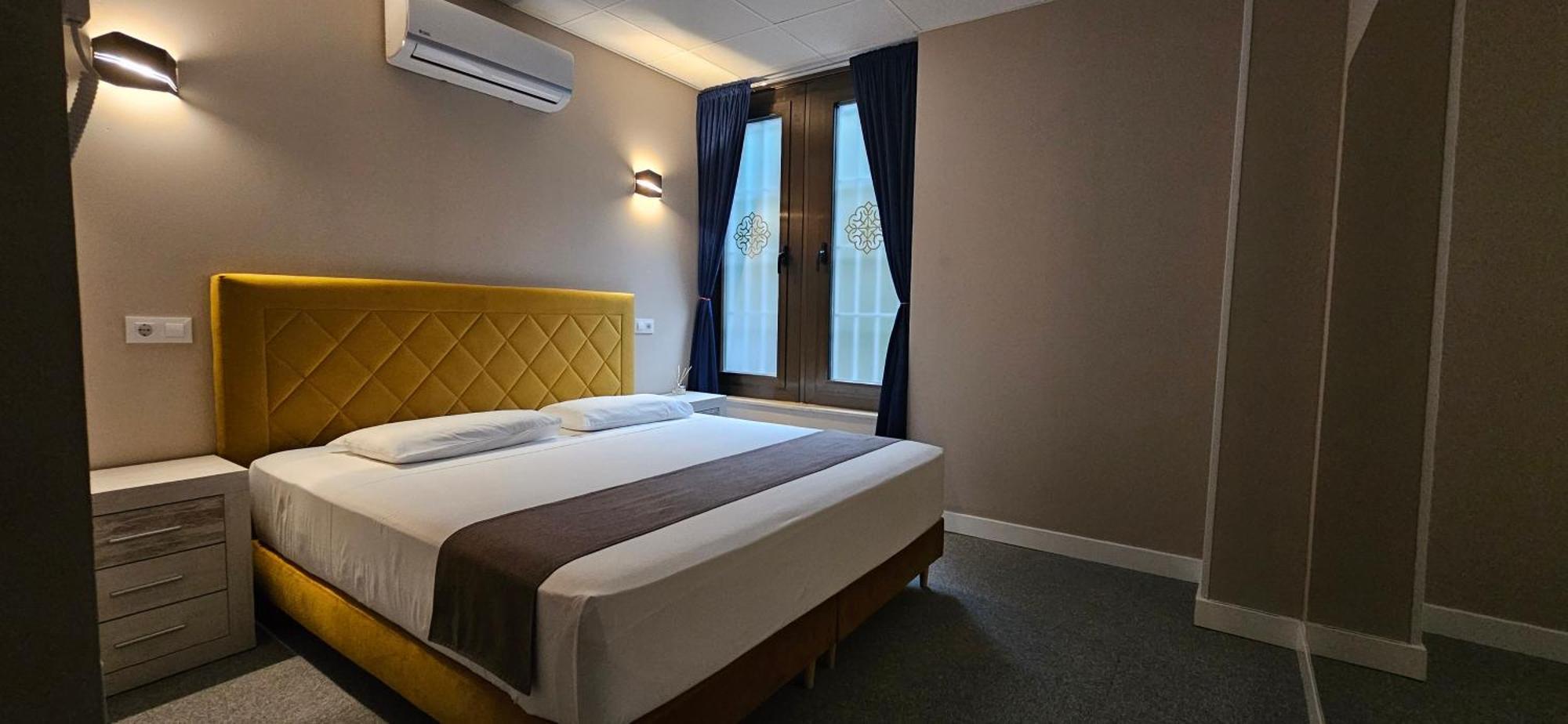 Rooms Luxury Madrid Exterior photo