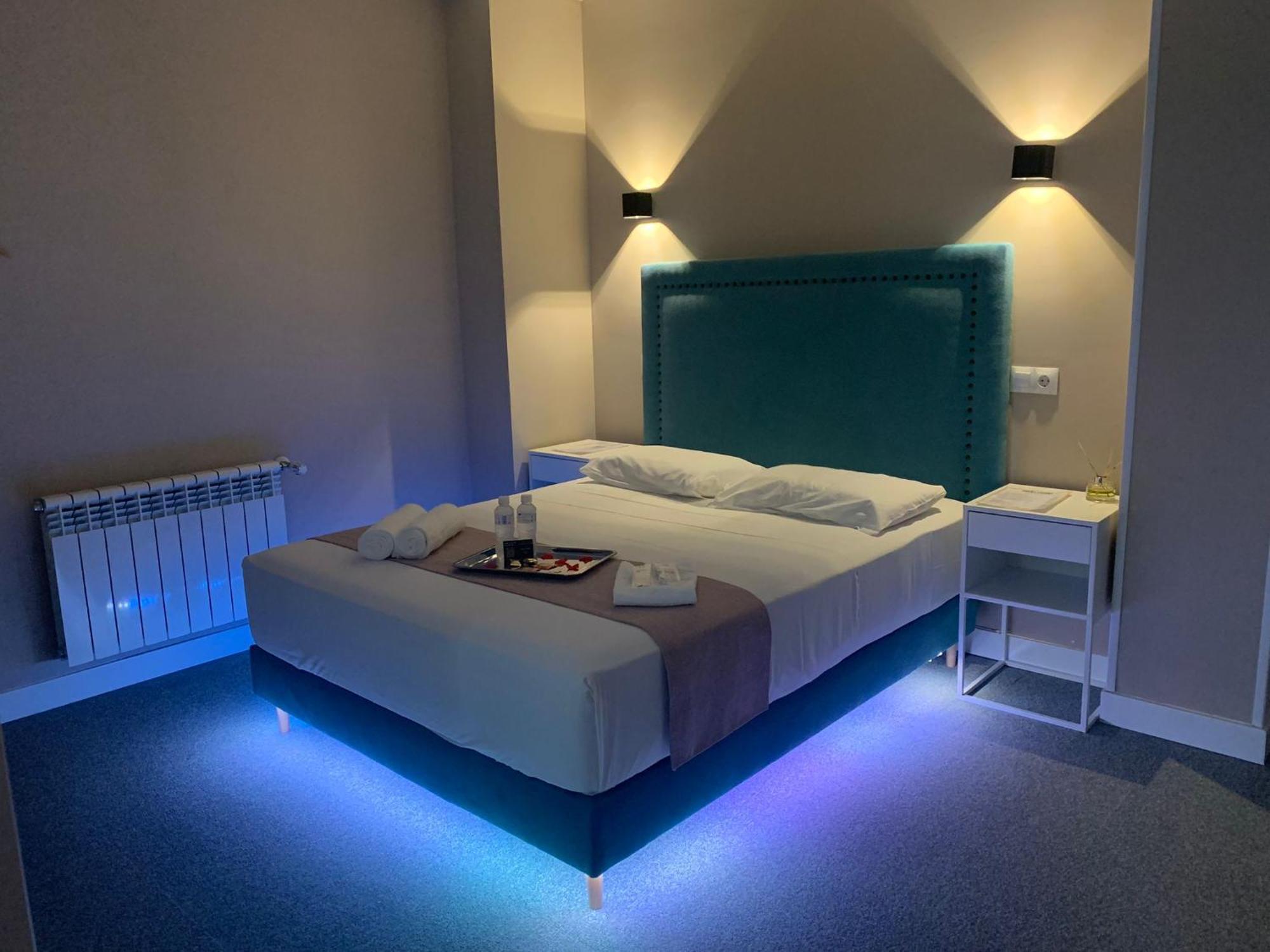 Rooms Luxury Madrid Exterior photo